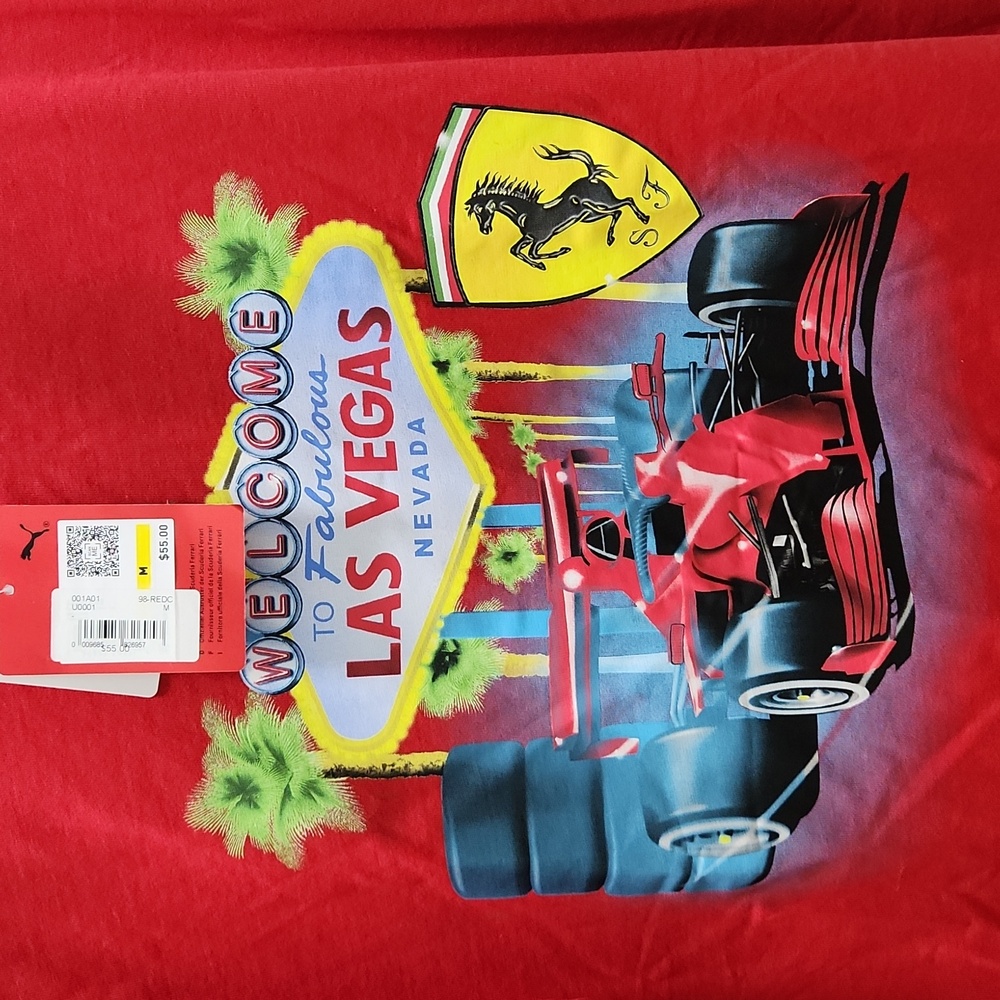 NWT FERRARI F1 X Puma Red Las Vegas Racing T-Shirt Size Medium